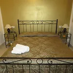 Artisti Rooms Bed & Breakfast 3*