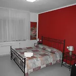 Artisti Rooms Bed & Breakfast 3*